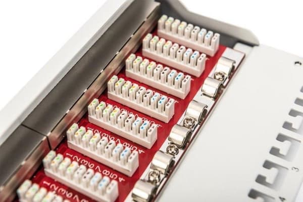 Digitus DN-91612S-EA-G patchpanel 1U