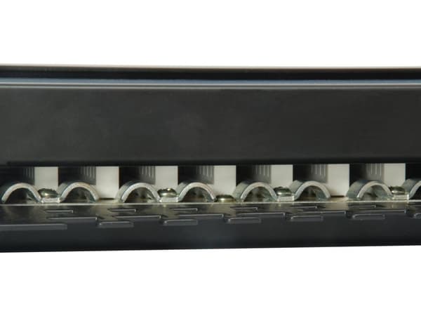 Varusta Patch-paneeli 24x RJ45 Cat6 19" 1U musta