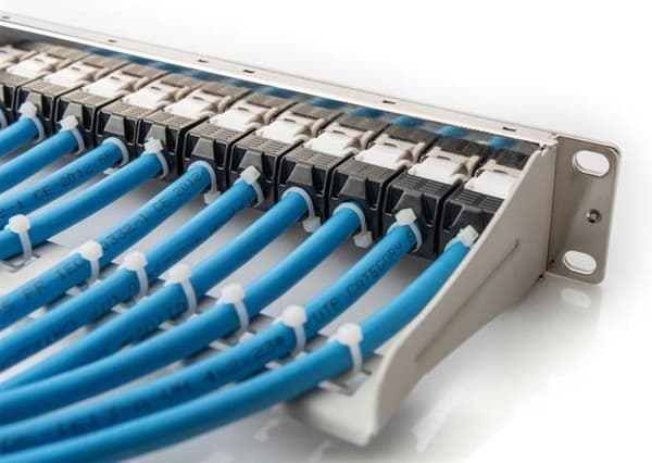Digitus DN-91419 kytkentäpaneeli 1U