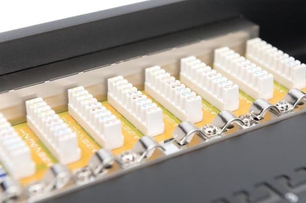 Digitus DN-91616S-B patchpanel 1U