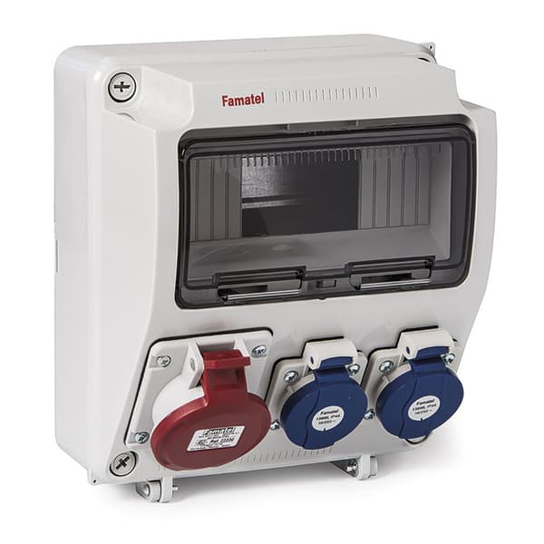 Famatel Pintalaatikko 3957.1 2p Ttl 13p+t 16a 2 Pistorasiat Valkoinen