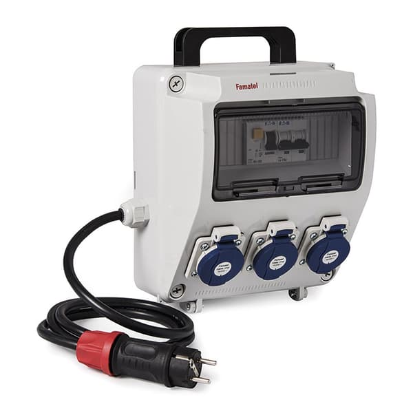 Famatel Overflade Boks 3957.11 2p Ttl Dif+mag 1.5 M 3 Outlets Hvid