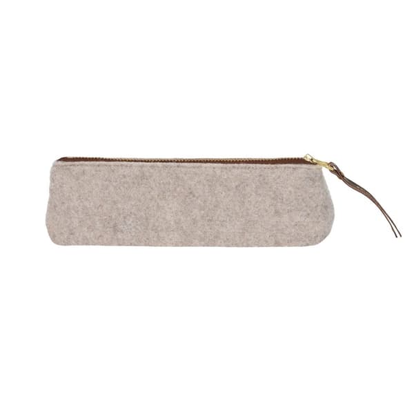 Pennfodral i ekologisk ull Sand 20 cm P.A.P & PAPERSTYLE