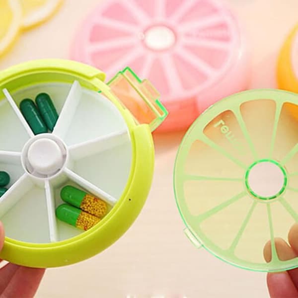 SERDA-RUN® Portable Rotation Pill Rund 7-fack Läkebox Organizer Hållare grön