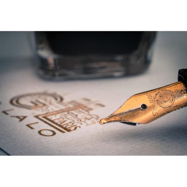 Calligrafi bläck - Abyss svart - De essentiella bläcken - Herbin - Flaska 50ml