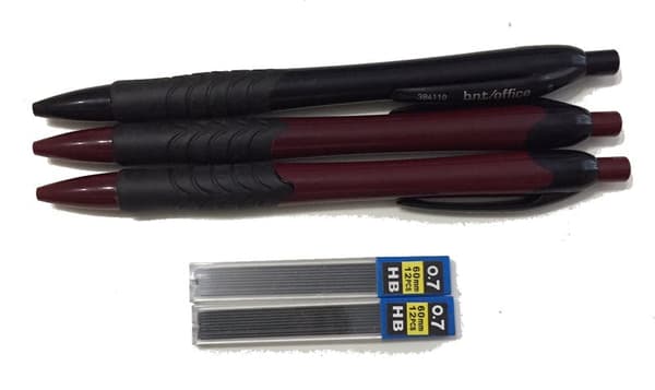 3 st stiftpennor blyerts 0,5 eller 0,7 mm med stift