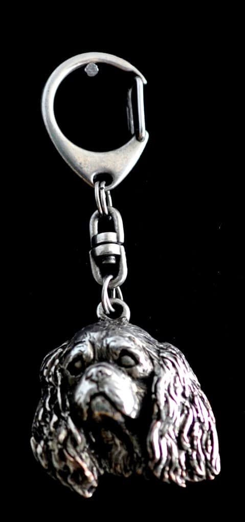 Cavalier King Charles Spaniel I - silverpläterad nyckelring med hund, handväska dekoration, ryggsäckshänge från Art-Dog