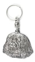 Miniatyrbild 3 av 6: Pekingese - silverpläterad nyckelring med en hund i en dekorativ låda, handväska dekoration, ryggsäckshänge från Art-Dog