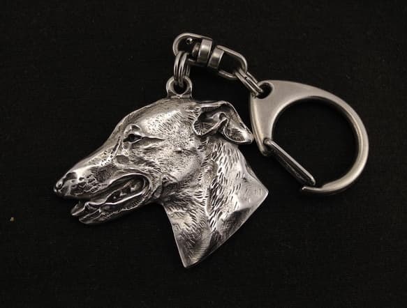 Greyhound, engelsk vinthund - silverpläterad nyckelring med en hund i presentask, handväska dekoration, ryggsäckshänge från Art-Dog