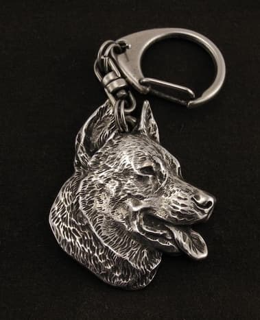 Beauceron French Shepherd - silverpläterad nyckelring med en hund i presentförpackning, handväska dekoration, ryggsäckshänge från Art-Dog