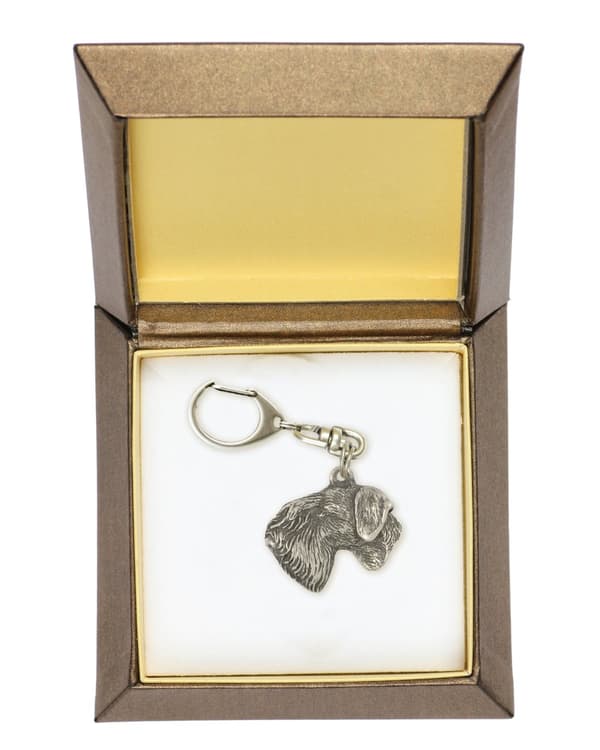 Czech Terrier, Cesky Terrier - silverpläterad nyckelring med en hund i presentförpackning, handväska dekoration, ryggsäckshänge från Art-Dog
