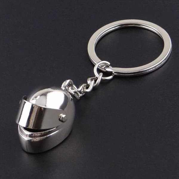 HJÄLM SILVER METALL nyckelring hänge | Originalgåva