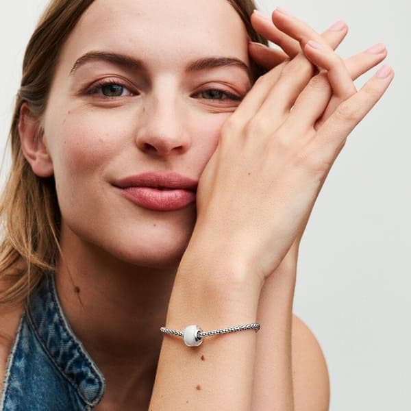 Pandora valkoinen mini Murano lasi koru