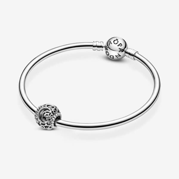 Harjakattoinen Sun, Moon & Stars Charm