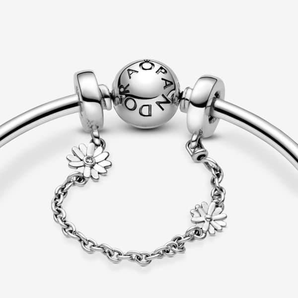 Daisy Comfort Chain Charm