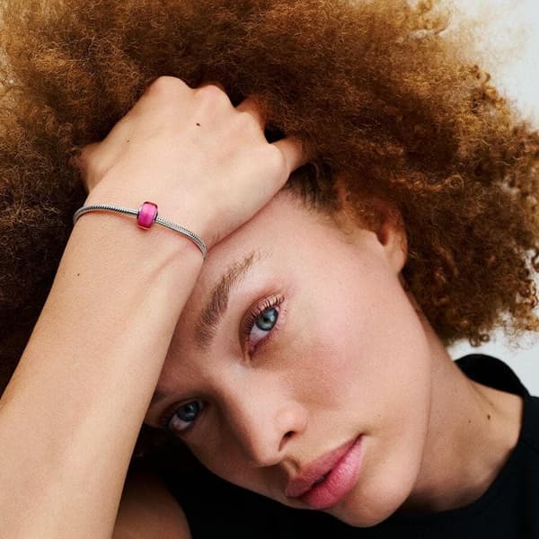 Pandora vaaleanpunainen mini Murano lasi koru