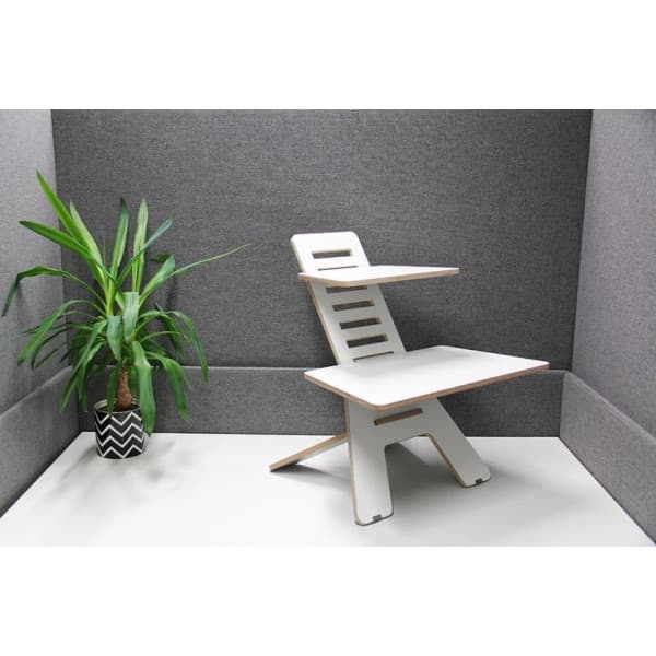 GetUpDesk light -lisätaso kannettavalle tietokoneelle