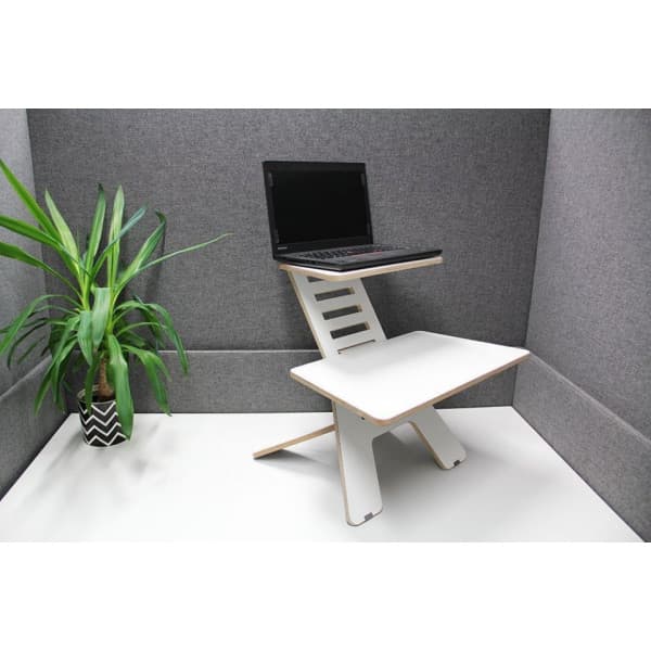 GetUpDesk light -lisätaso kannettavalle tietokoneelle