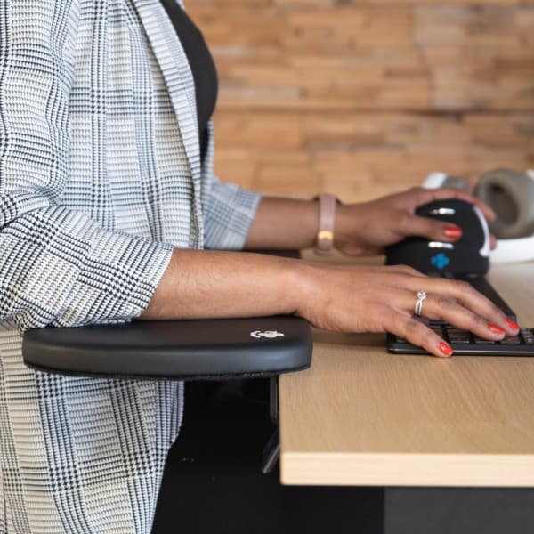R-Go ergonomisk albue støtte, symmetrisk, sort
