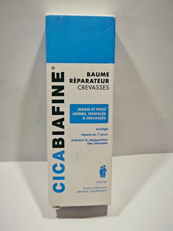 Cicabiafine återfuktande balsam för skadade, nariga händer och fötter 50ml
