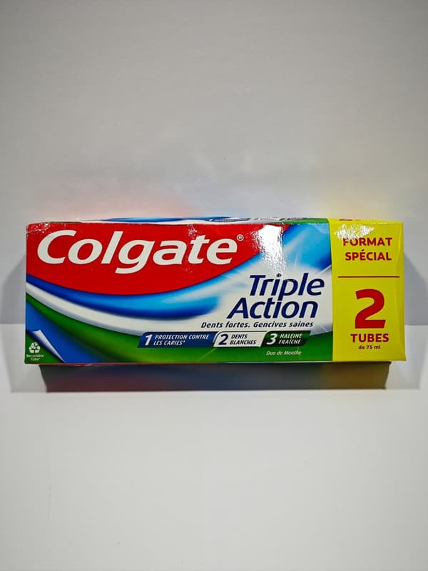 Colgate Triple Action tandpasta 2 x 75 ml