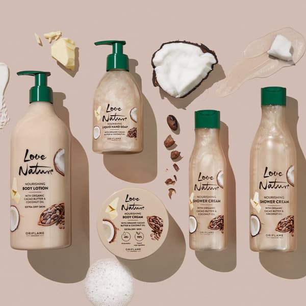 Oriflame Love Nature nærende showergel med økologisk kakaosmør og kokosolie 250 ml
