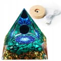 Pikkukuva 1 / 10: ORGONIITTIPYRAMIDI +LED-LAMPUNJALA 5cm KRISTALLIKIVET AMULETTI 5cm HX19