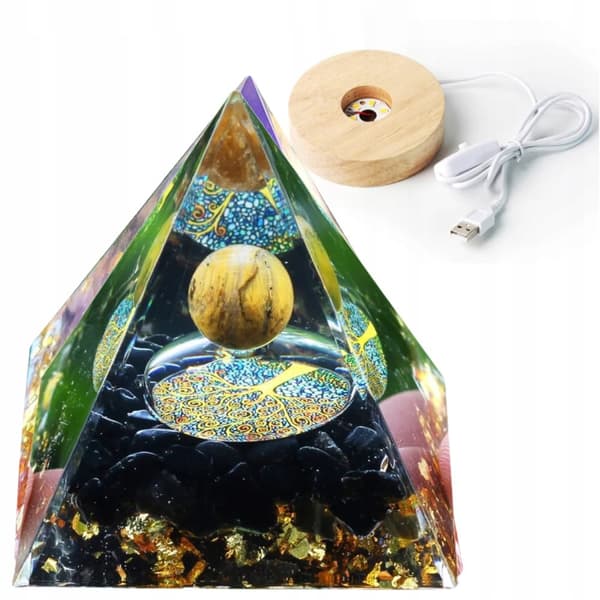 ORGONIT Pyramide + LED Lampebase 5cm Krystalsten Amulet 5cm HX13
