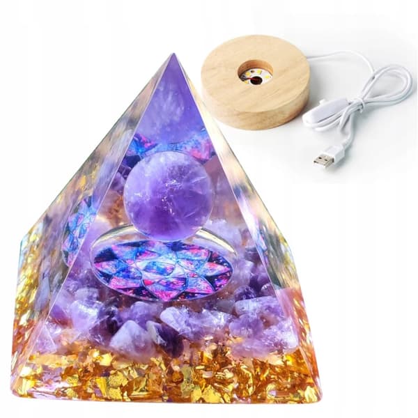 ORGONIT Pyramide + LED Lampebase 5cm Krystalsten Amulet 5cm HX04