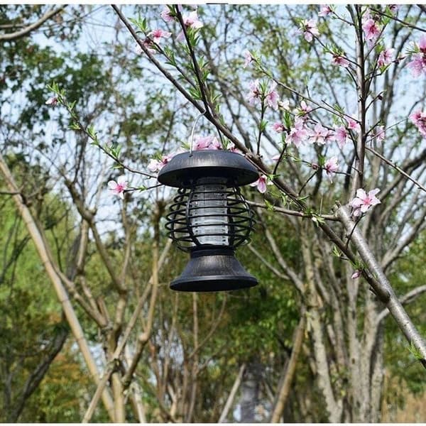 Bomclap Solar Mosquito Killer – vedenpitävä ja kannettava hyönteislamppu puutarha-, nurmikolle ja ulkokäyttöön