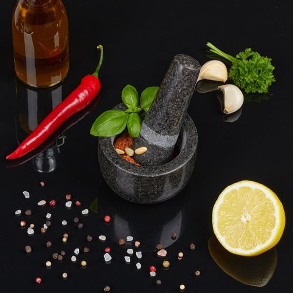 Relaxdays Mortel i granit med stöt, robust, för kryddor, örter, mortel i polerad sten, d. 8,5 cm, 400 ml, grå