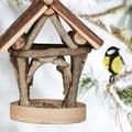Miniatyrbild 5 av 6: Relaxdays Fågelmatare, trähus, hängande koja, fågelholk, trädgård, HxBxD 22,5 x 17 x 13,5 cm, nature