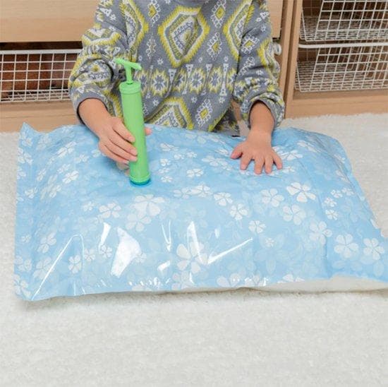 Förtjockad Vacu? Mockset Set - 7 stycken - 70x50 centimeter - Kläder och täcke Vacu? Mtasses - Vacu? M Förvaringsväska - Lagringsväskor - med handpump