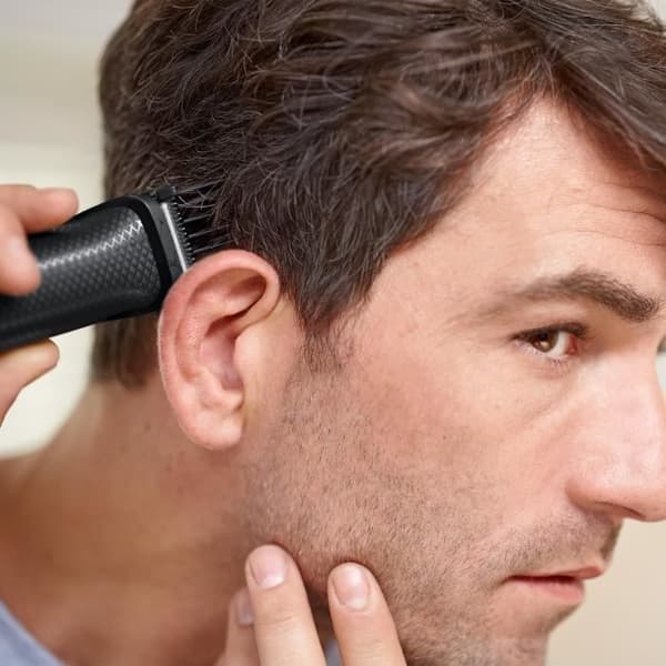 PHILIPS MG3740/15 Series 3000 9-i-1 Multigroom Trimmer - 60 min autonomi - Tillgång. sköljbar