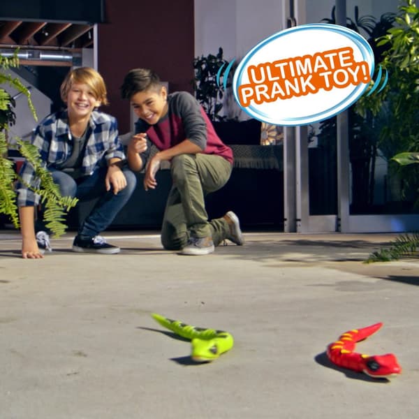 Robo Alive Slidhering Snake lyser rødt