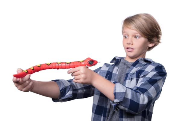Robo Alive Slidhering Snake lyser rødt