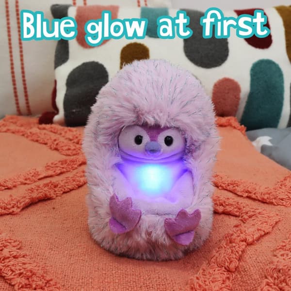 Curlimals Arctic Glow Pip Penguin