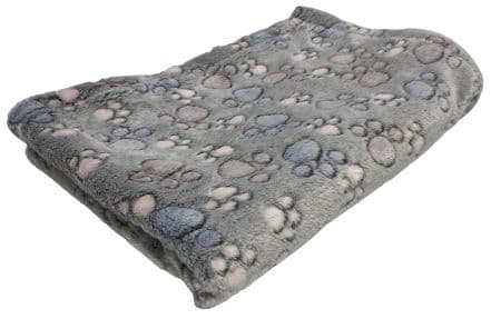 FLEECEPEITTO TUMMILLA TASSUILLA 100x70cm