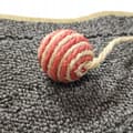 Miniatyrbild 4 av 11: Klösmatta med boll för kattbädd, julgran, 50 cm