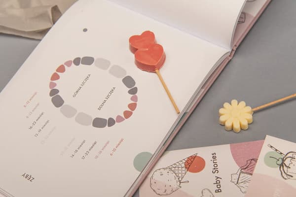 Babyalbum SÖTSAKER, Babyhistorier
