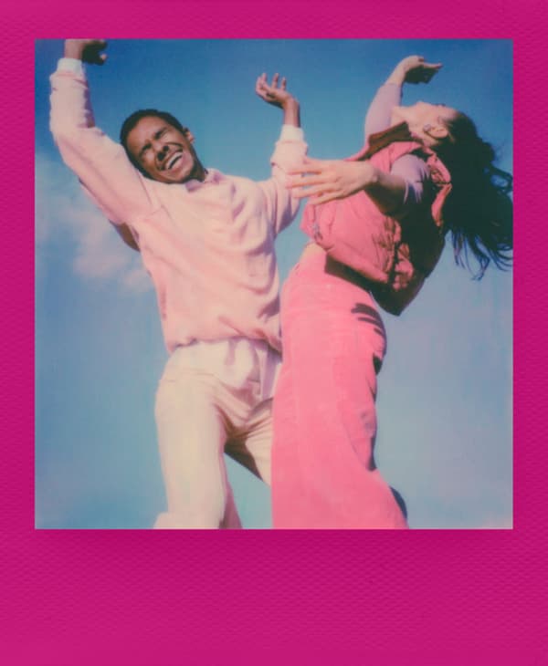 Polaroid i-Type Color Frame Edition