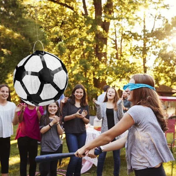 Relaxdays hängande pinata fotbollsboll, för barn, att fylla, födelsedagsdekoration, vit-svart