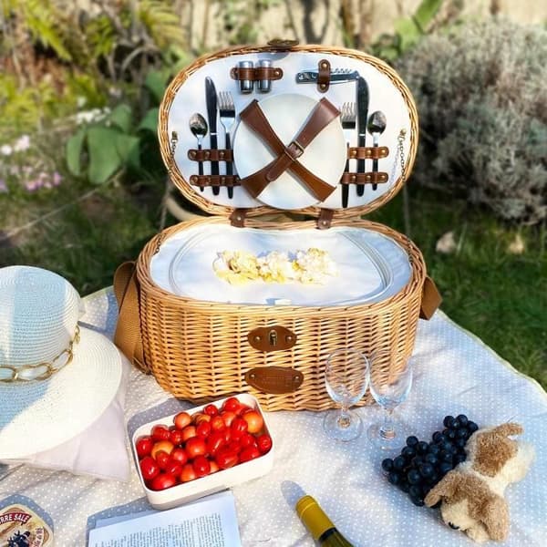 Les Jardins de la Comtesse - Vendôme Naturel flätad picknickkorg för 4 personer med bambu tallrikar