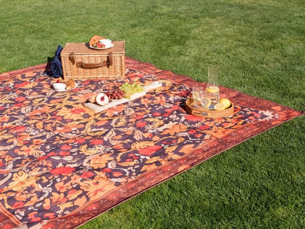 Piknikpledd Rød Polyester 200 x 200 cm Håndvevd Blomstermønster Bærestropp Piknikteppe Tekstiler Utendørs