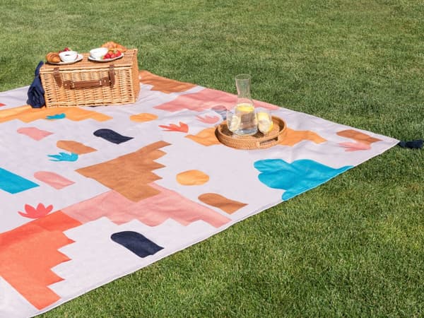 Piknikpledd Flerfarget Polyester 200 x 200 cm Håndvevd Geometrisk mønster Bærestropp Piknikteppe Tekstiler Utendørs
