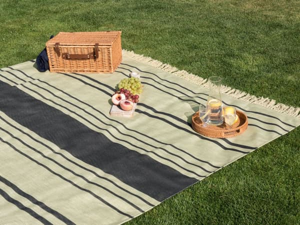 Picknickfilt Beige Bomull 200 x 200 cm Handvävt Randigt Mönster med Rem Picknickmatta Utomhus