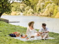 Miniatyrbillede 5 af 9: Picnictæppe Beige og grå bomuld 200 x 200 cm Håndvævet stribet mønster med strop Picnictæppe