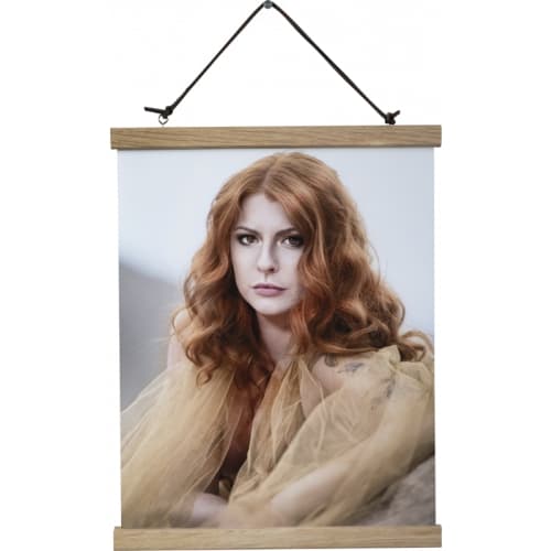 Focus Poster Frame Magnetic Oak 51cm