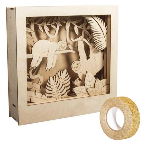Ramar av trä med 3D-motiv av sengångare 24 x 24 cm + guldglitter washi-tejp 5 m