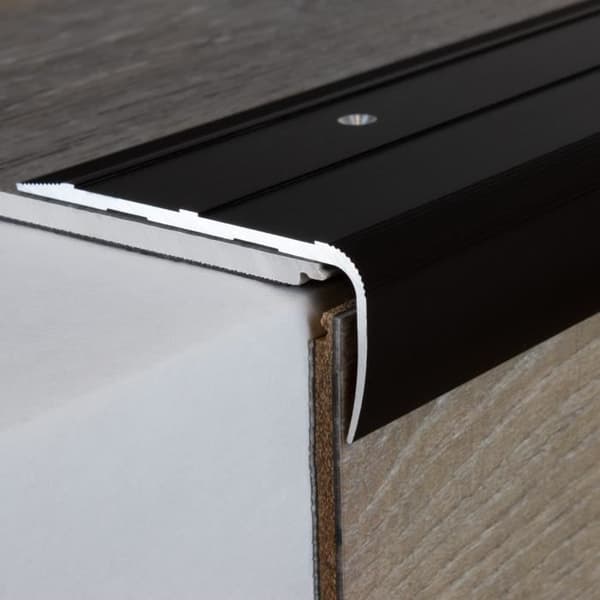 Trappnos | Vinkel | 28,5 mm x 75 mm | Anodiserad aluminium | Färg: ljus brons | Längd: 2700mm